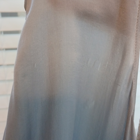 The Odells Hi-Lo Linen Silk Tank Top Blouse - Picture 15 of 15